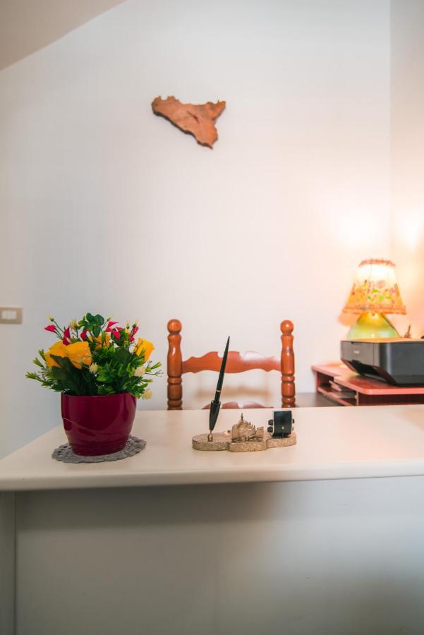 B&B U Prufissuri Avola Eksteriør billede